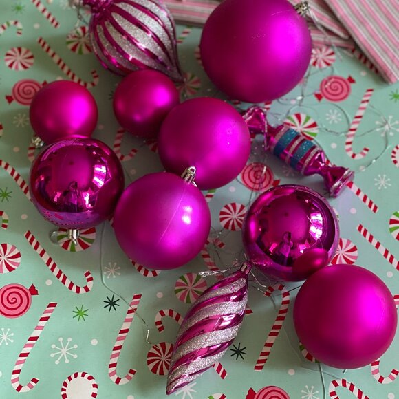 11 Memorable Large Pink Nostalgic Tree Ornaments-NEW - Picture 2 of 15